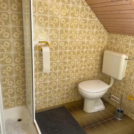 Cvetek Janez Apartament *