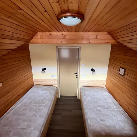 Cvetek Janez בוהין