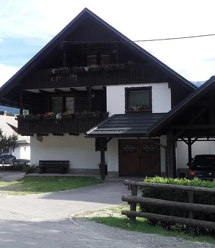 Cvetek Janez דירה *